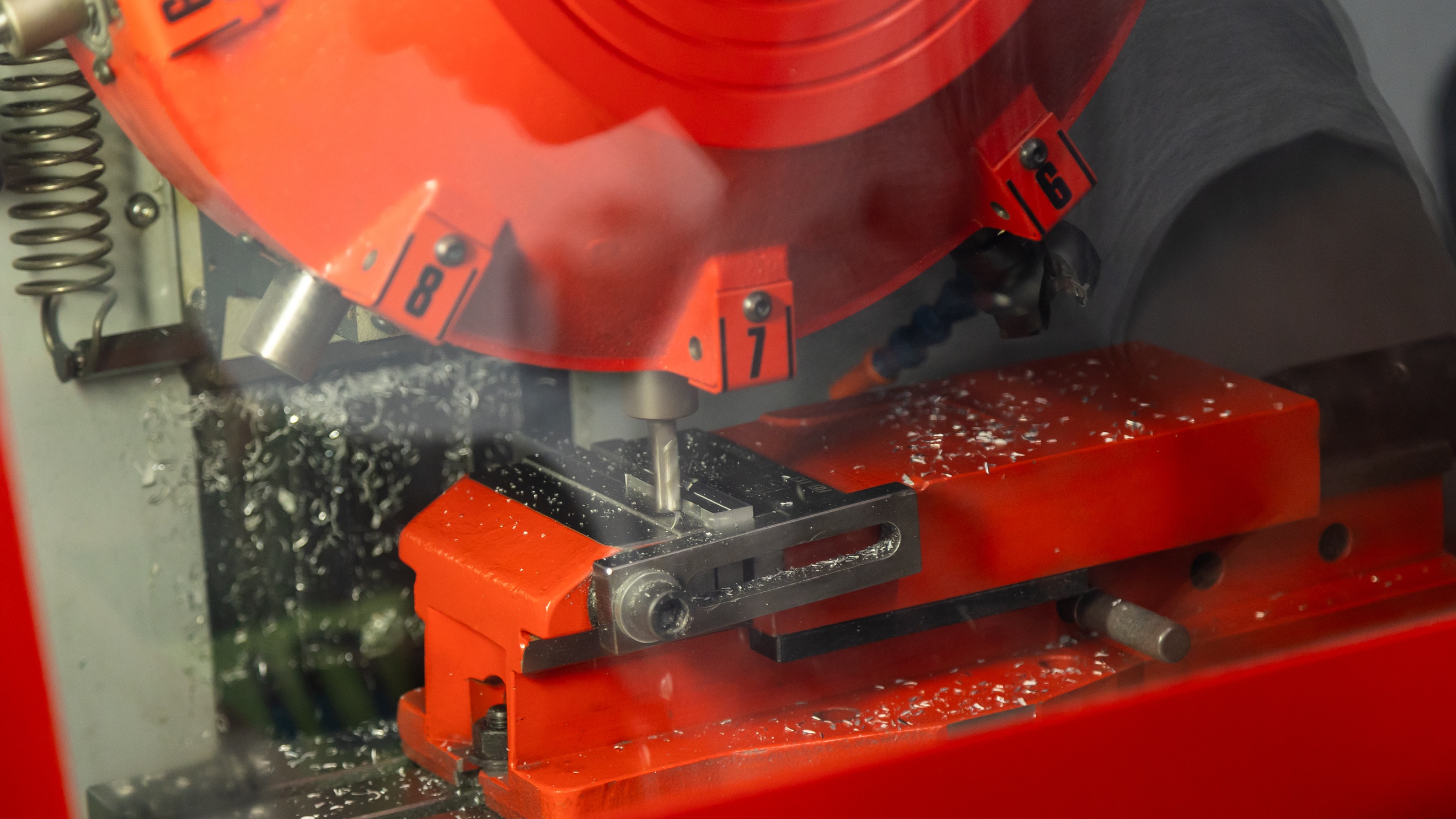 Nahaufnahme eines Metallbohrers