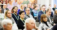 Sitzende Menschen im Publikum
