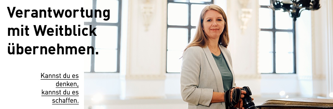 Portrait-Bild Martina Visur-Dittrich - Schriftzug Verantwortung mit Weitblick